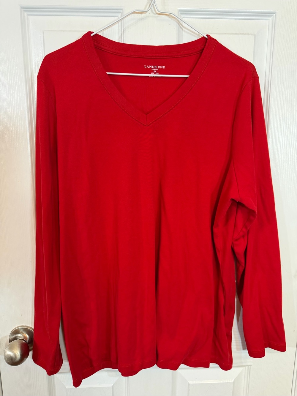 Lands' End Women’s Size 2XL Red V-Neck Long-Sleeve Shirt